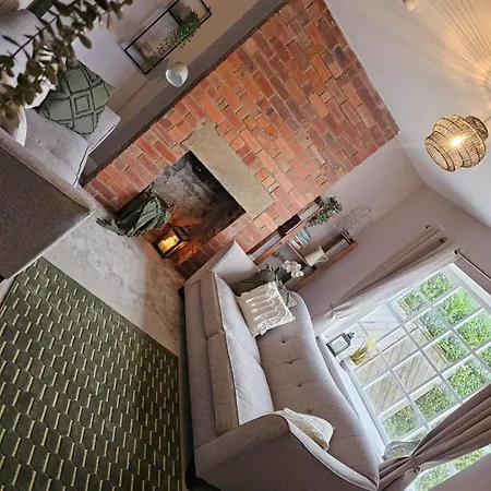 The Sweetbriar 3 Bedroom House In *