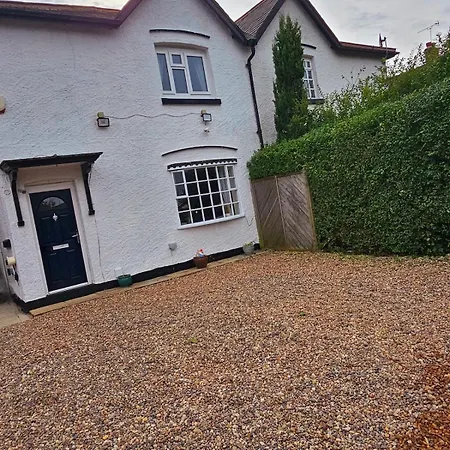 The Sweetbriar 3 Bedroom House In Semesterbostad *